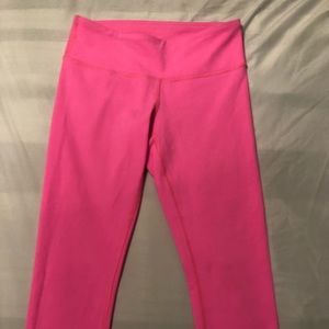 Hot Pink Lululemon Leggings: Wunder Under 28”